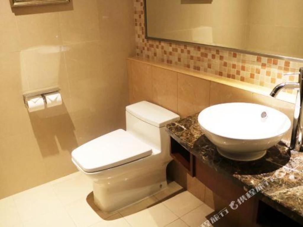 Shuguang International Hotel Kunshan Куньшань Екстер'єр фото